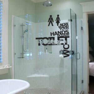 Wash your hands wallsticker av Diana Lovring, 45x55 cm