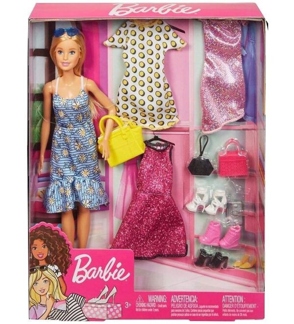 Barbie Docka och kläder